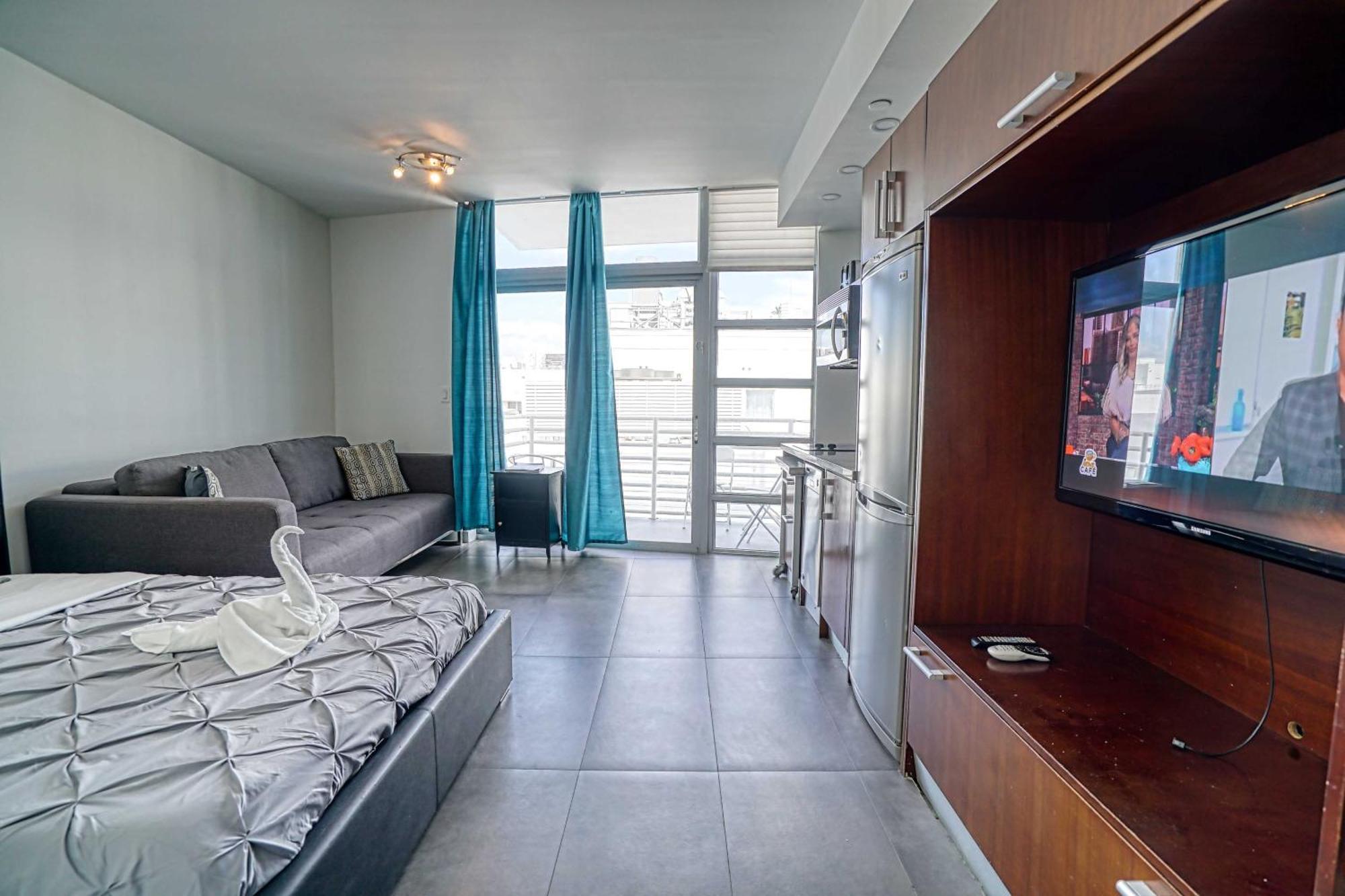Deluxe Apartments At The Congress Майами-Бич Номер фото